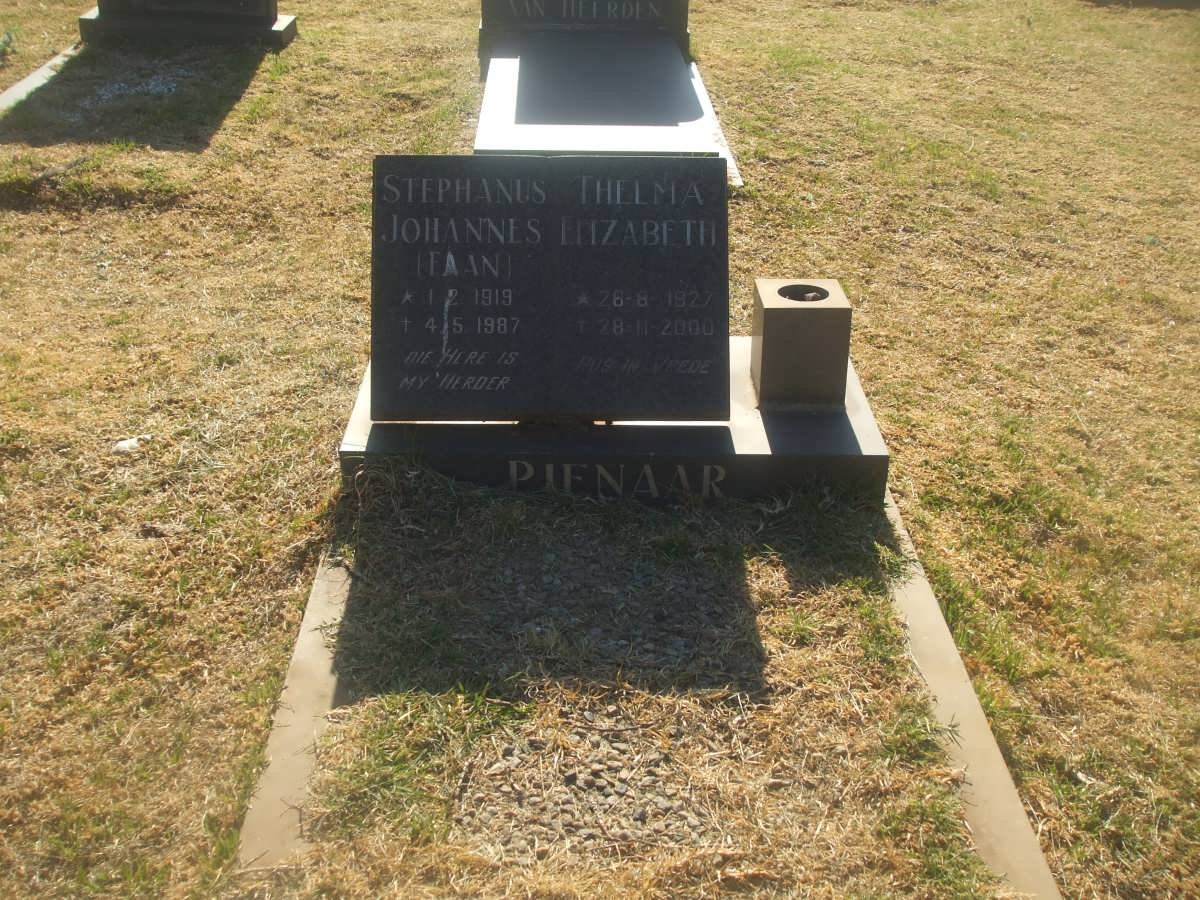 PIENAAR Stephanus Johannes 1919-1987 &amp; Thelma Elizabeth 1927-2000