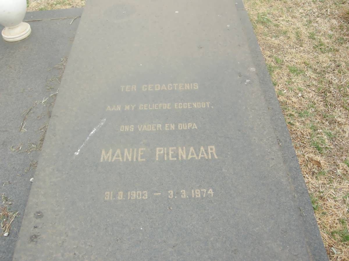 PIENAAR Manie 1903-1974