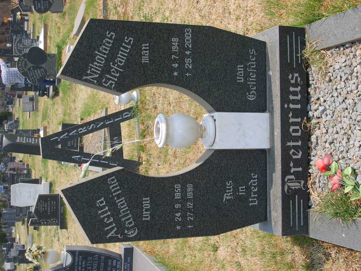 PRETORIUS Nikolaas Stefanus 1948-2003 &amp; Aletta Catharina 1950-1990