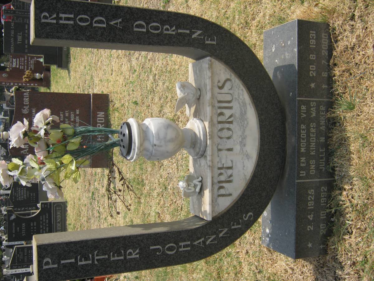 PRETORIUS Pieter Johannes 1925-1992 &amp; Rhoda Dorine 1931-2000