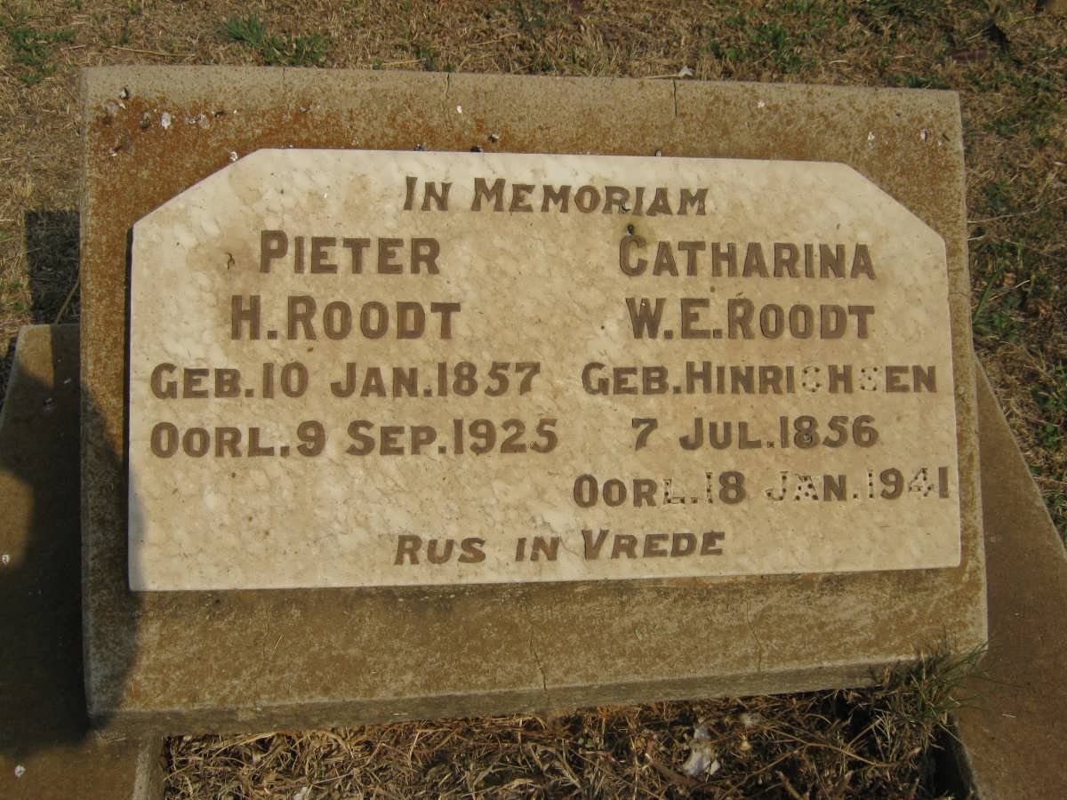 ROODT Pieter H. 1857-1925 &amp; Catharina W.E. HINRICHSEN 1856-1941