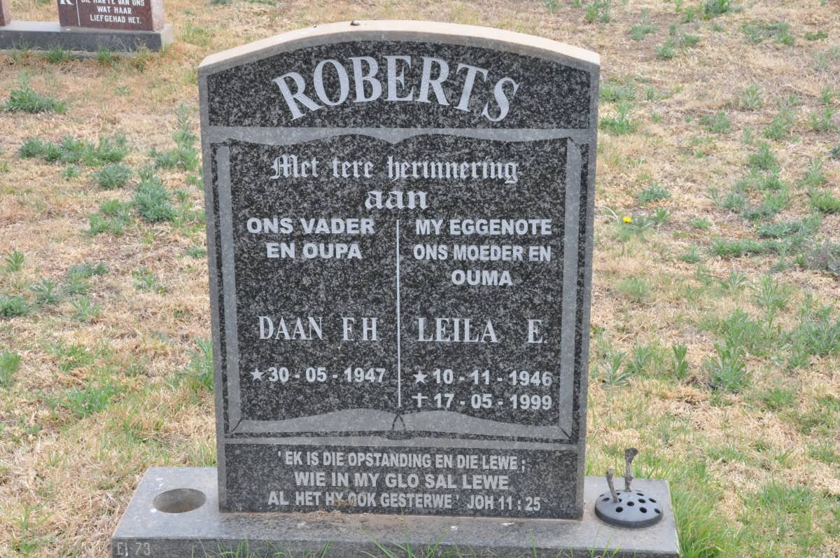 ROBERTS Daan F.H. 1947- &amp; Leila E. 1946-1999