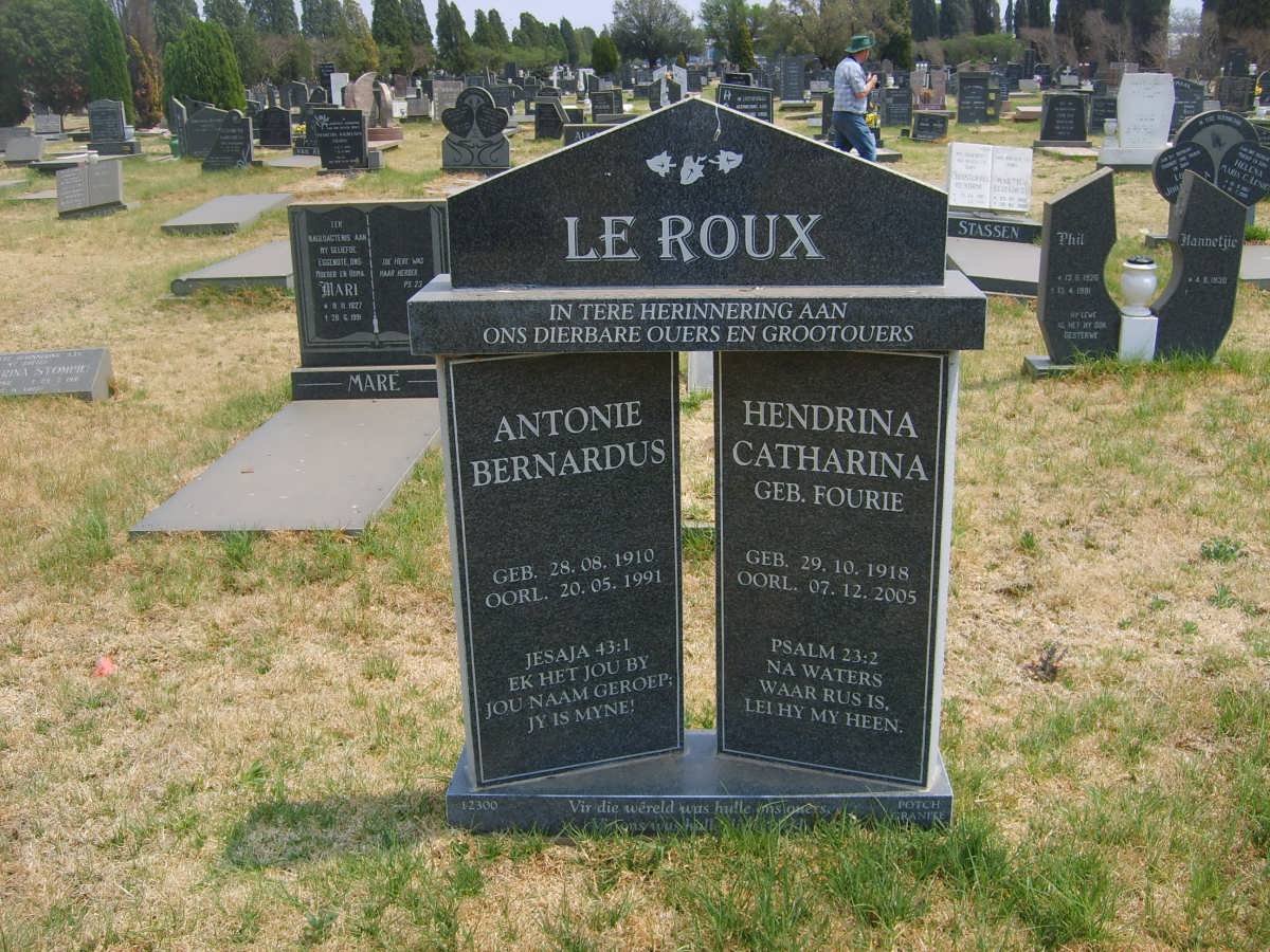 ROUX Antonie Bernardus, le 1910-1991 &amp; Hendrina Catharina FOURIE 1918-2005