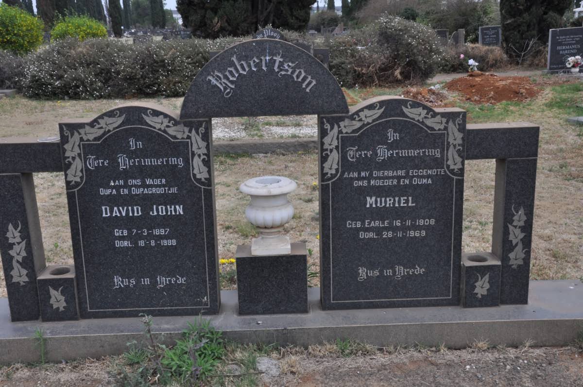 ROBERTSON David John 1897-1988 &amp; Muriel EARLE 1908-1969