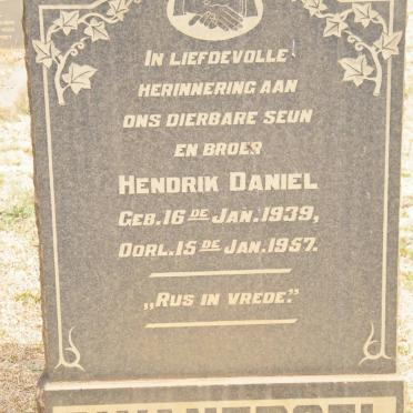 SWANEPOEL Hendrik Daniel 1939-1957