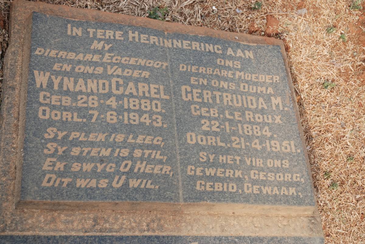 SCHOLTZ Wynand Carel 1880-1943 &amp; Gertruida M. LE ROUX 1884-1951