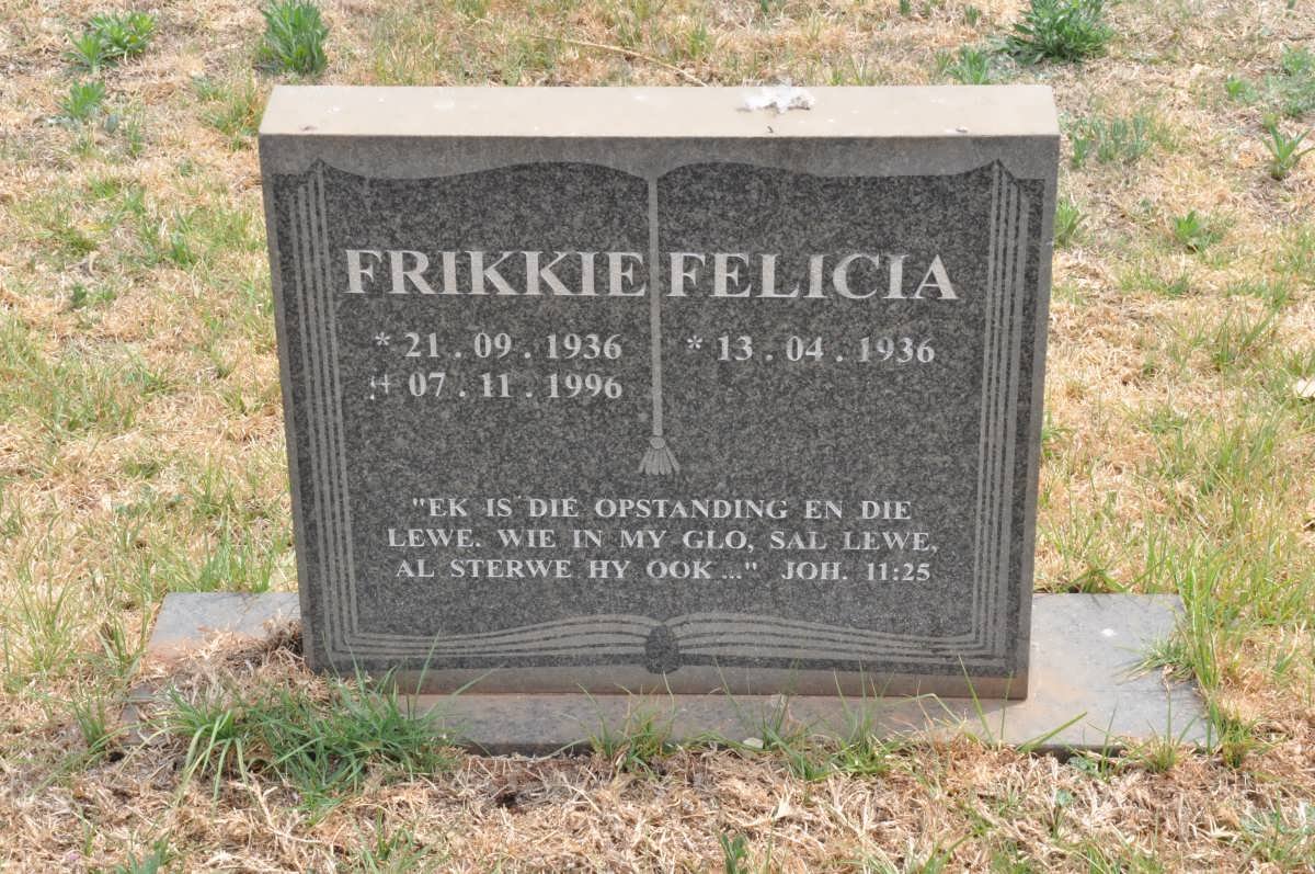 SMITH Frikkie 1936-1996 &amp; Felicia 1936-