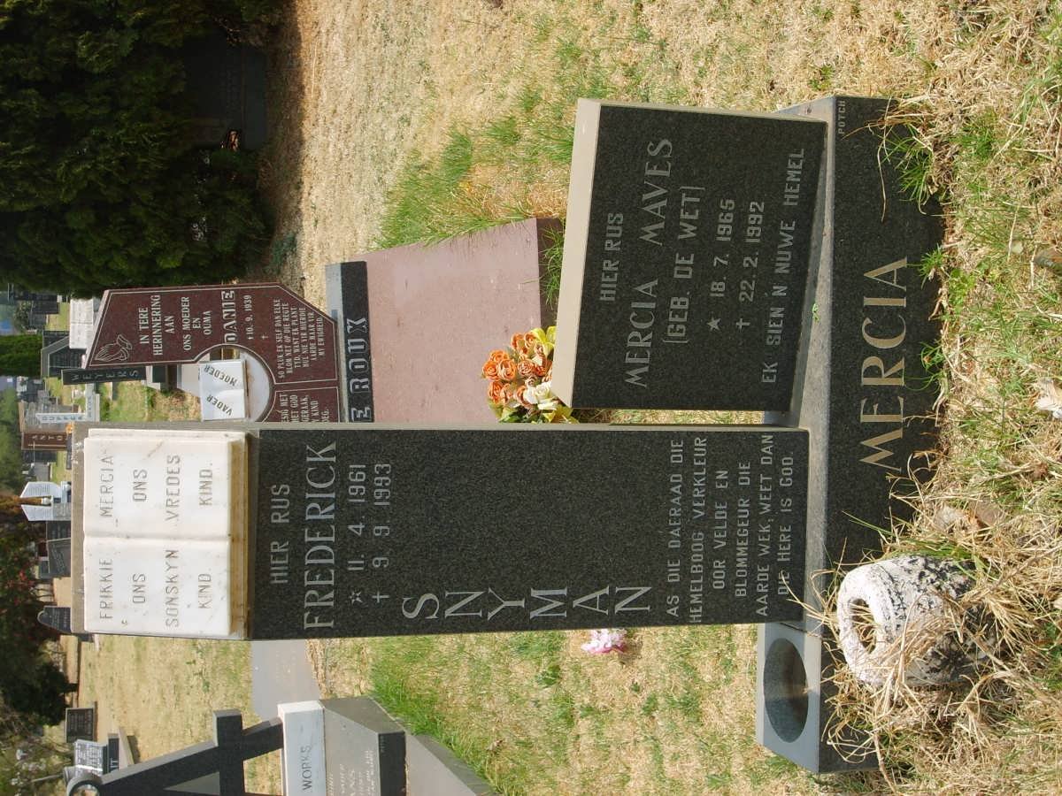SNYMAN Frederick 1961-1993 &amp; Mercia Maves DE WET 1965-1992