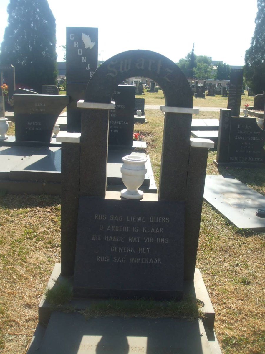 SWARTZ Ockert Johannes 1926-1983 &amp; Martha Etresia  1929-
