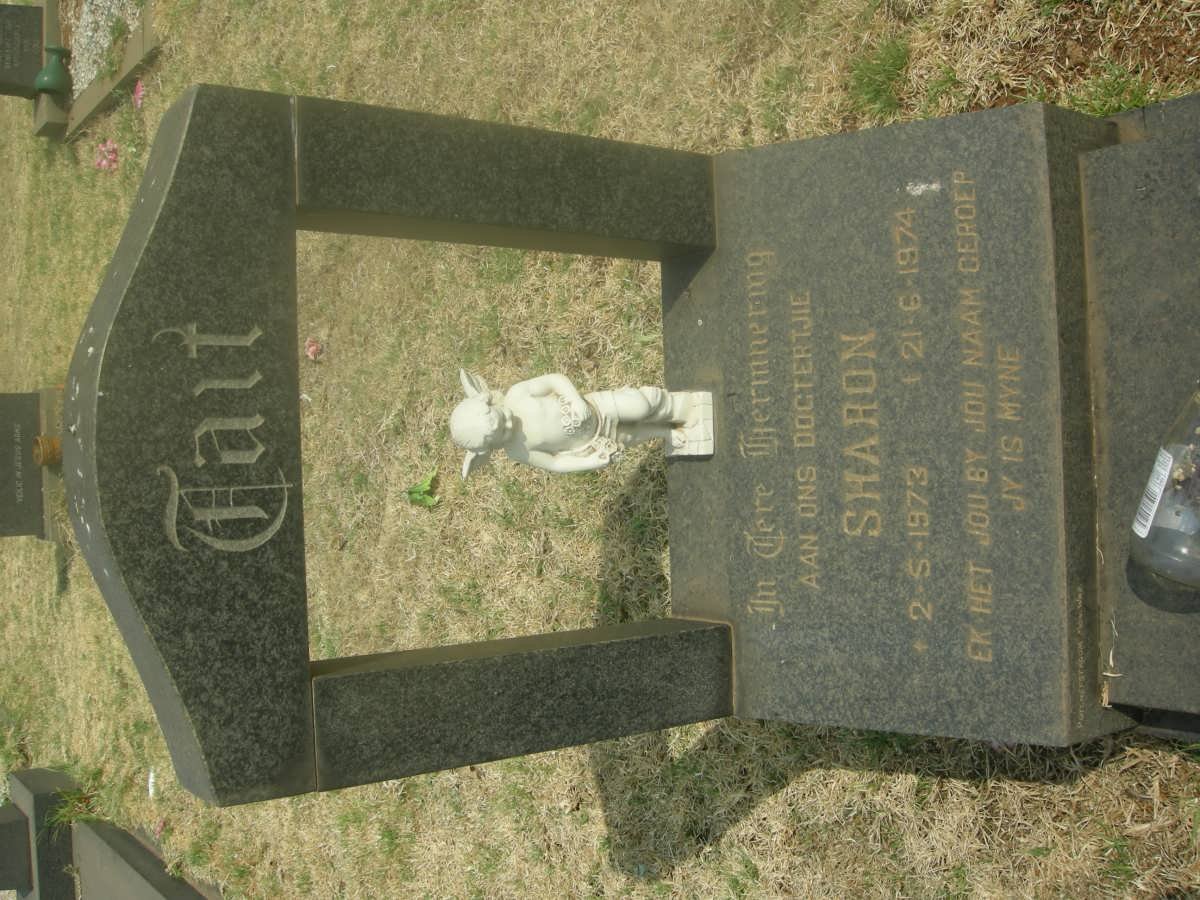 TAIT Sharon 1973-1974