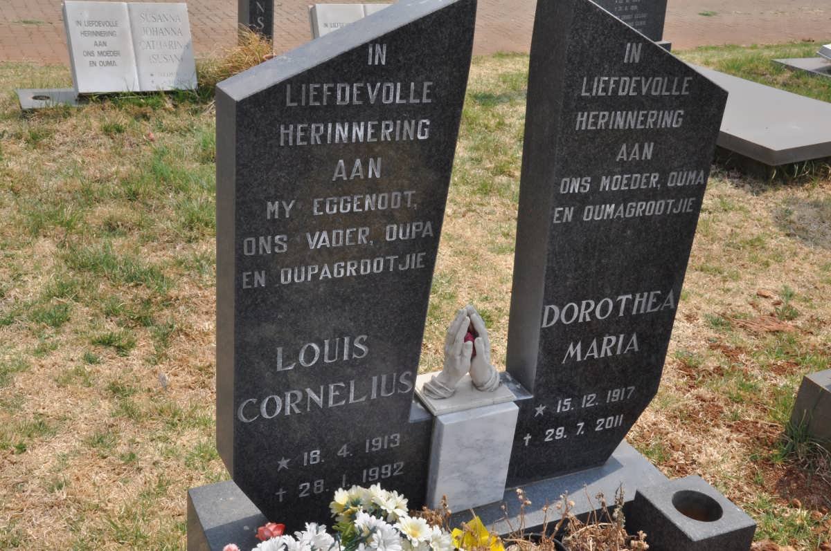 TALJAARD Louis Cornelius 1913-1992 &amp; Dorothea Maria 1917-2011