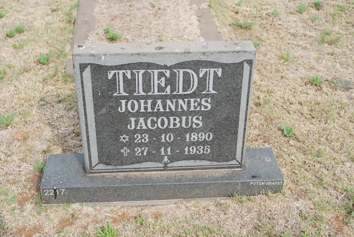 TIEDT Johannes Jacobus 1890-1935
