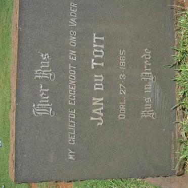 To - Surnames starting with the letters To
