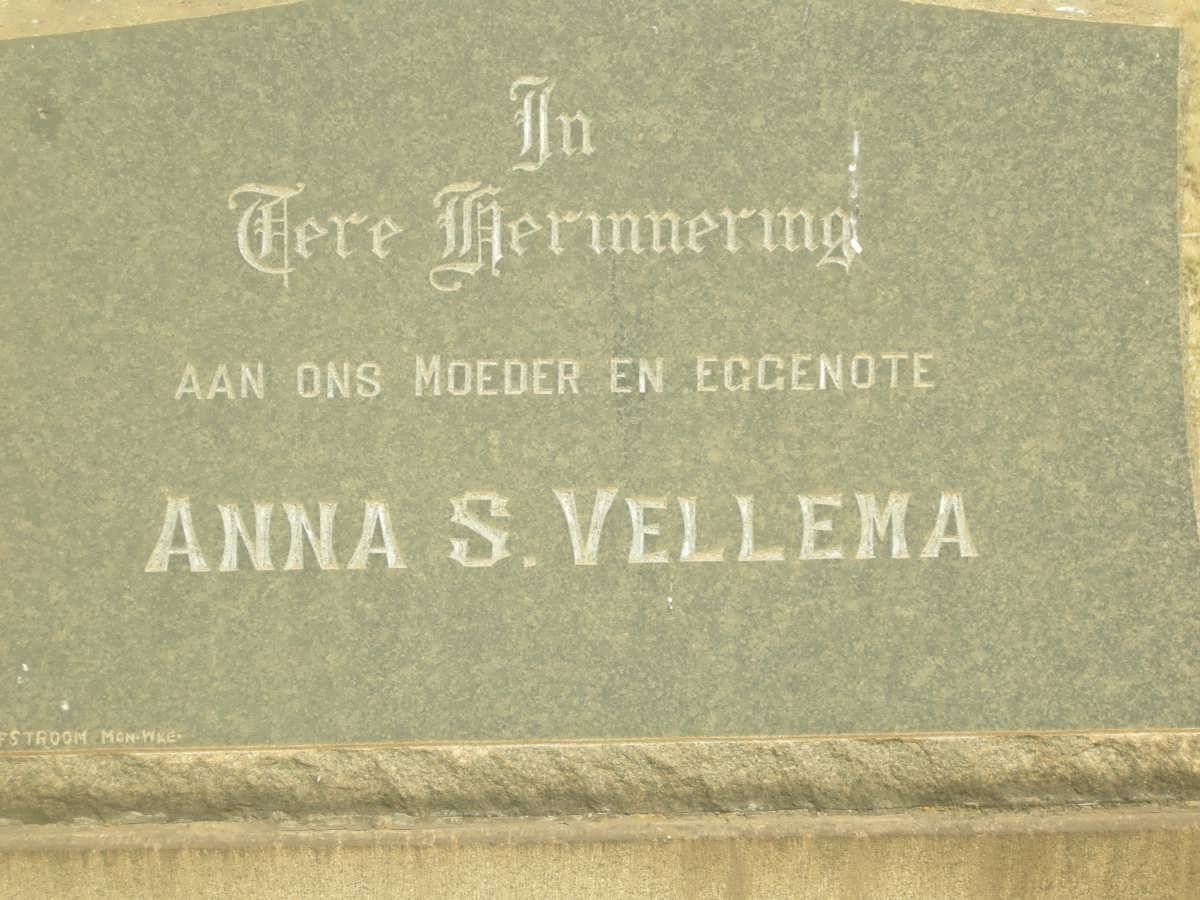 VELLEMA Anna S.