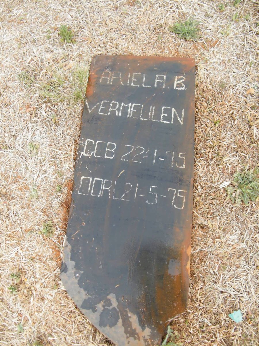 VERMEULEN Ariela B. 1975-1975