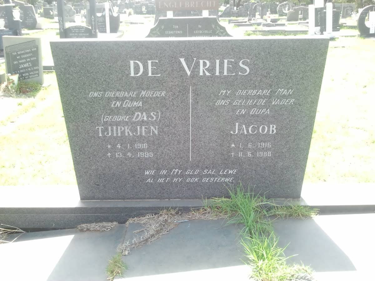 VRIES Jacob, de 1916-1988 &amp; Tjipkjen DAS 1916-1995