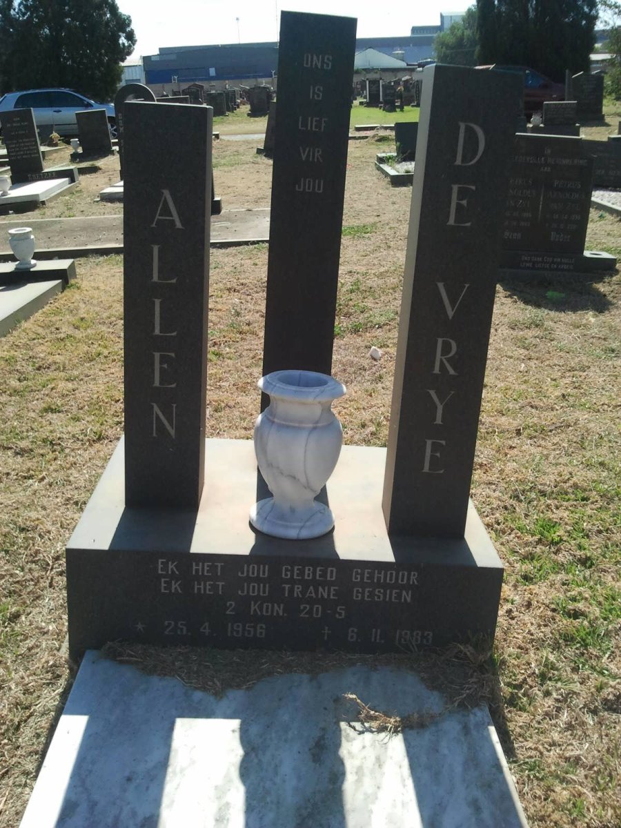 VRYE Allen, de 1956-1983