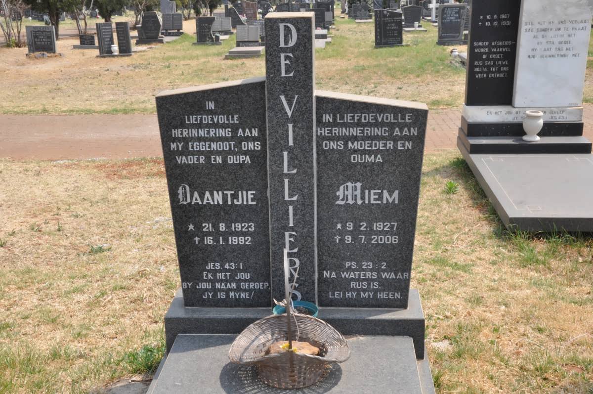 VILLIERS Daantjie, de 1923-1992 &amp; Miem 1927-2006