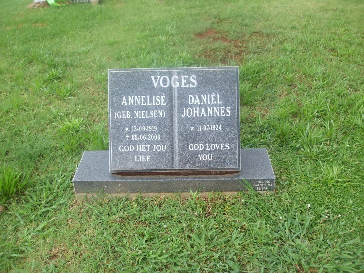 VOGES Daniél Johannes 1924- &amp; Annelisé NIELSEN 1919-2006