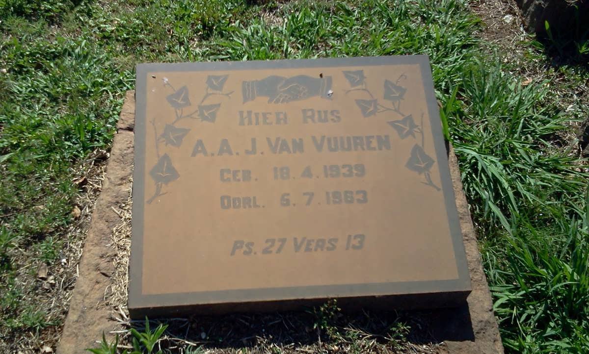 VUUREN A.A.J., van 1939-1963