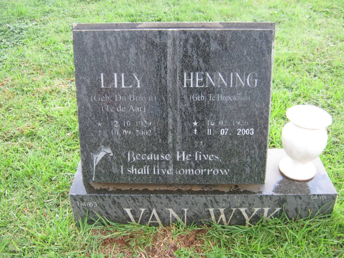 WYK Henning, van 1926-2003 &amp; Lily DU BRUYN 1929-2002