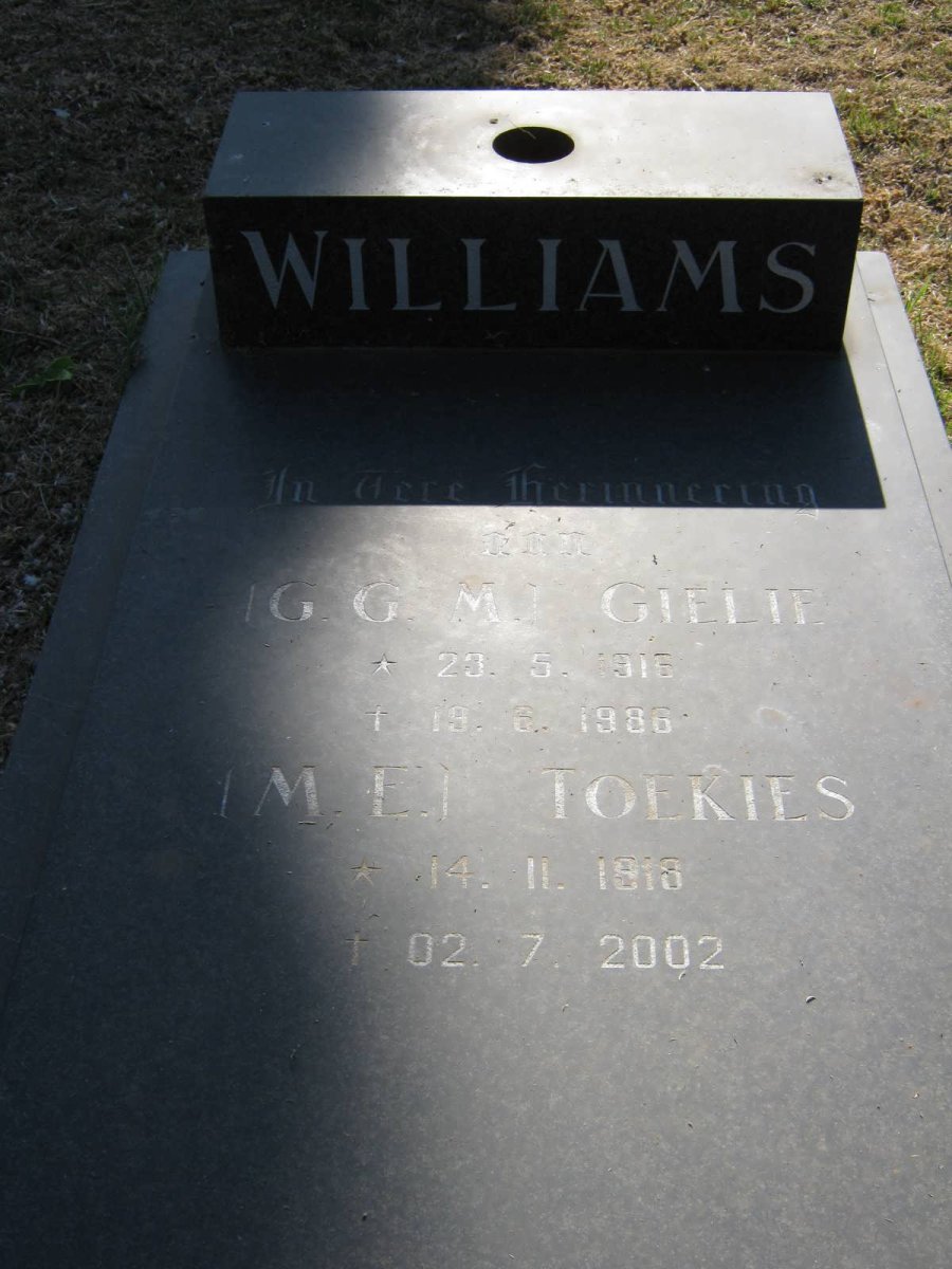 WILLIAMS G.G.M. 1916-1986 &amp; M.E. 1918-2002