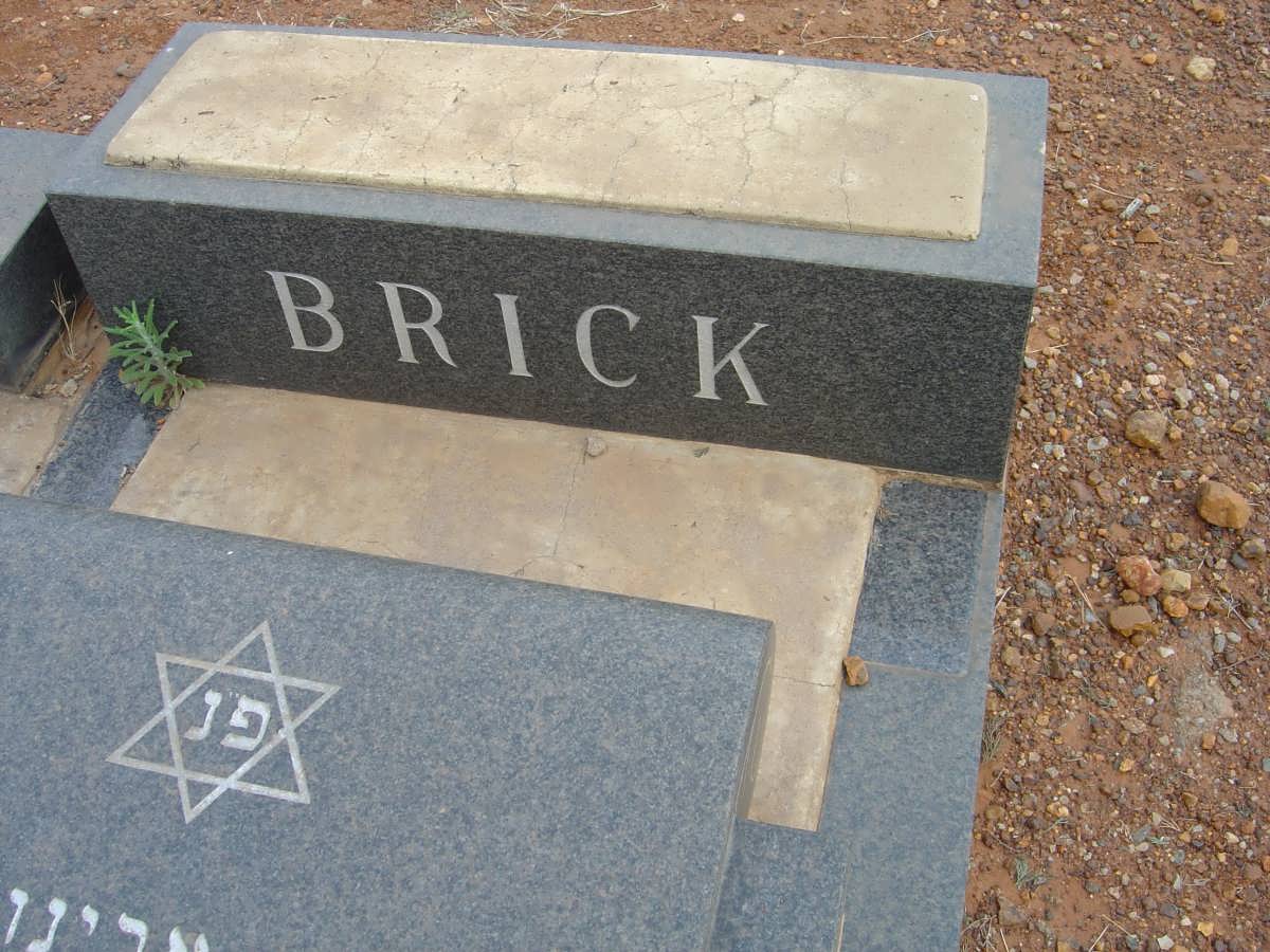 BRICK Hessel Myer -1983
