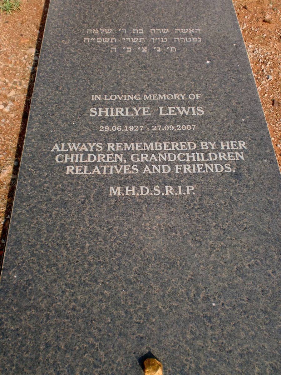 LEWIS Shirlye 1927-2007