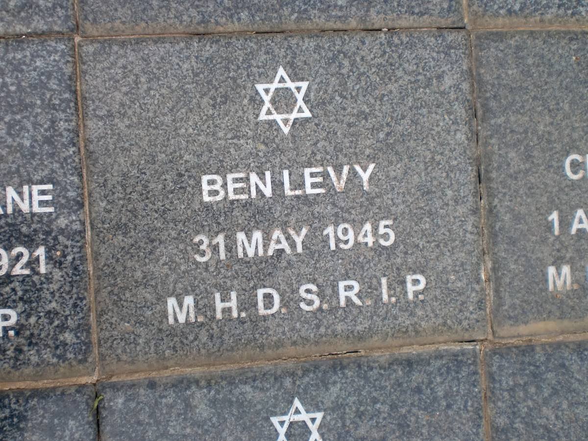 LEVY Ben -1945