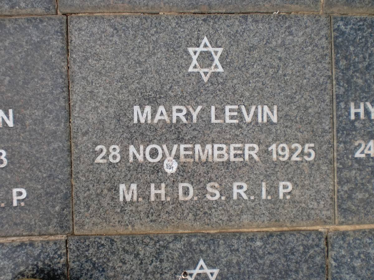 LEVIN Mary -1925
