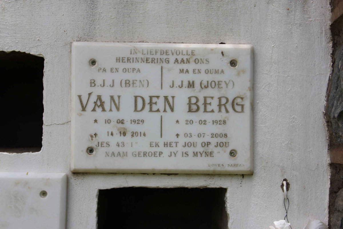 BERG B.J.J., van den 1929-2014 &amp; J.J.M. 1928-2008