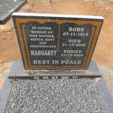 BROWN Margaret 1919-2009