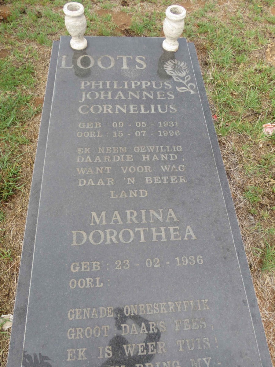 LOOTS Philippus Johannes Cornelius 1931-1996 & Marina Dorothea 1936- 