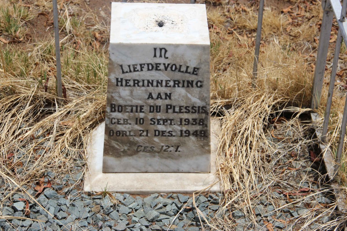 PLESSIS Boetie, du 1938-1949