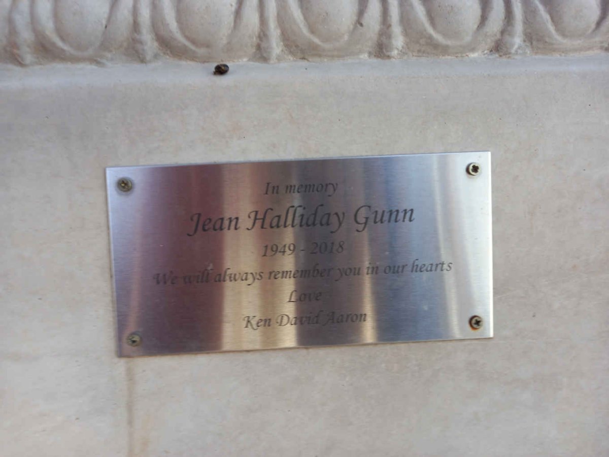 GUNN Jean Halliday 1949-2018