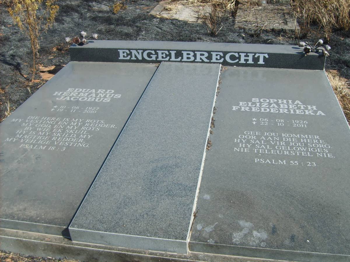 ENGELBRECHT Eduard Hermanus Jacobus 1927-2010 &amp; Sophia Elizabeth Frederieka 1926-2011