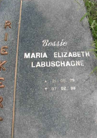 RIEKERT Maria Elizabeth nee LABUSCHAGNE 1929-1998