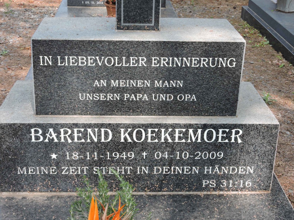 KOEKEMOER Barend 1949-2009