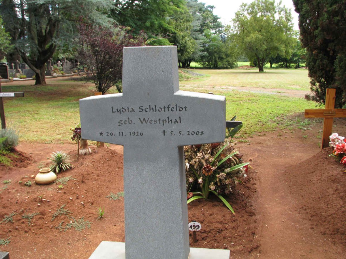 SCHLOTFELDT Lydia nee WESTPHAL 1926-2008
