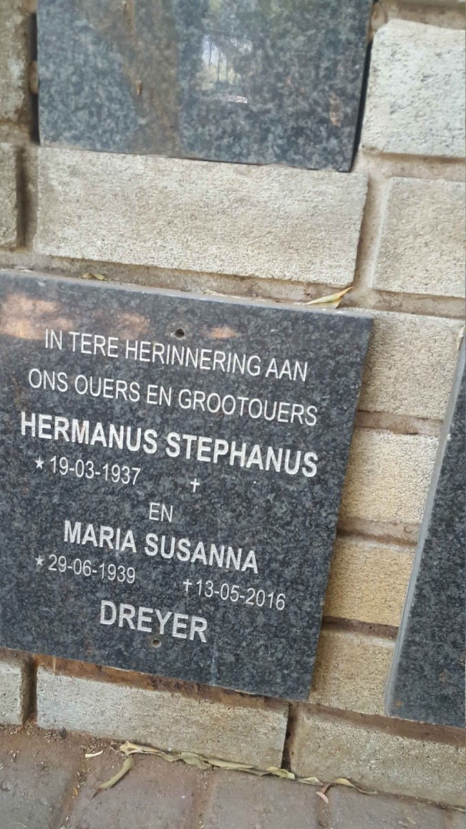 DREYER Hermanus Stephanus 1937- &amp; Maria Susanna 1939-2016