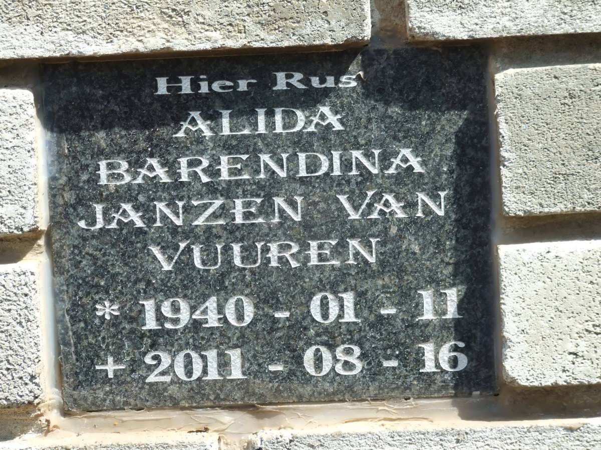 VUUREN Alida Barendina, Janzen van 1940-2011