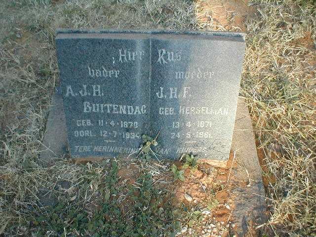 BUITENDAG A.J.H. 1870-1934 &amp; J.H.F. HERSELMAN 1871-1961