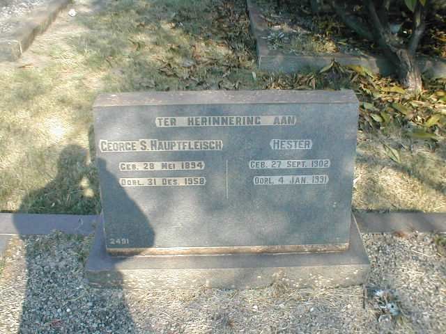 HAUPTFLEISCH George S. 1894-1958 &amp; Hester 1902-1991
