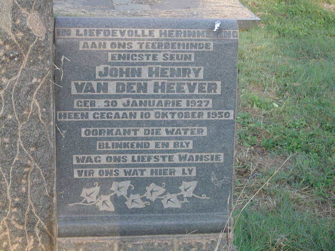HEEVER John Henry, van den 1927-1950