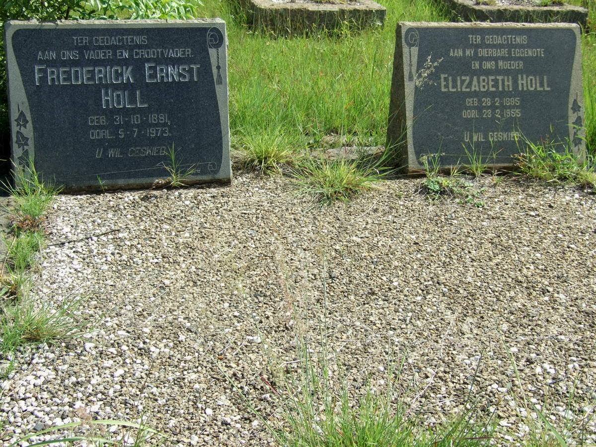 HOLL Frederick Ernst 1891-1973 &amp; Elizabeth 1895-1955