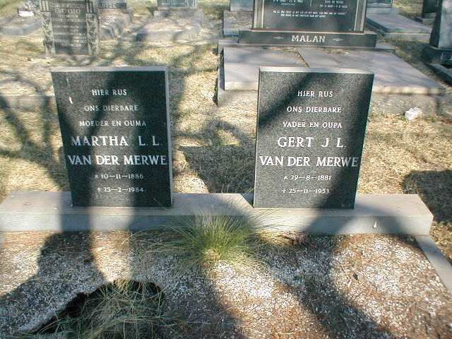 MERWE Gert J.L., van der 1881-1953 &amp; Martha L.L. 1886-1984