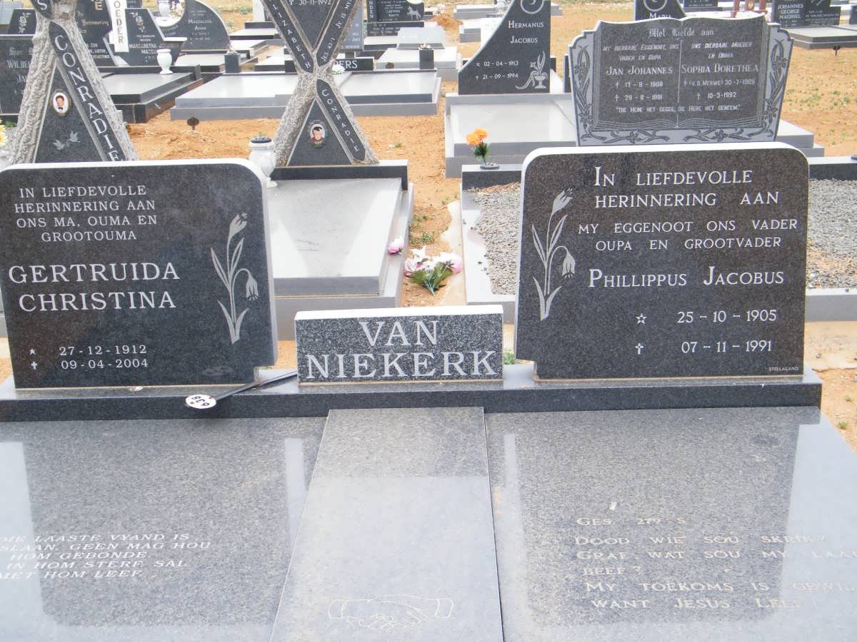 NIEKERK Phillippus Jacobus, van 1905-1991 &amp; Gertruida Christina 1912-2004