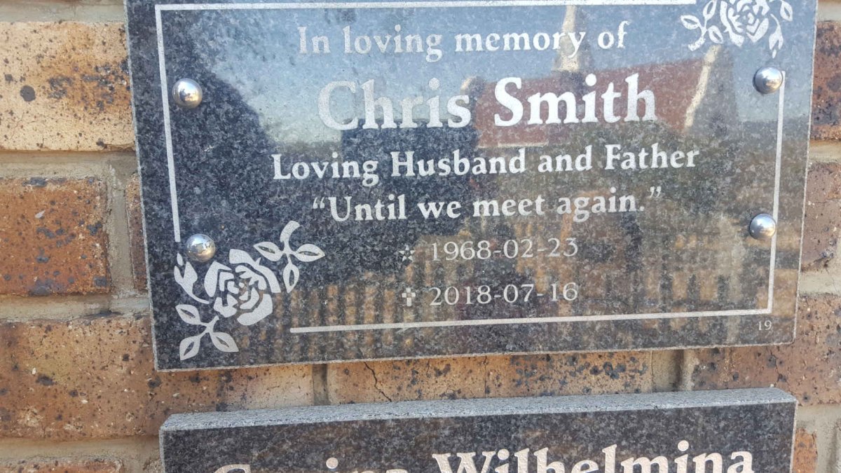 SMITH Chris 1968-2018