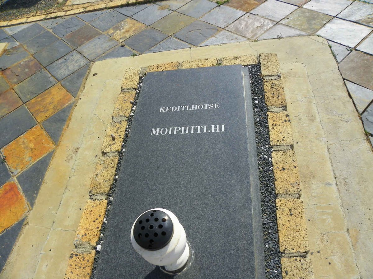 MOIPHITHLI Keditlhotse