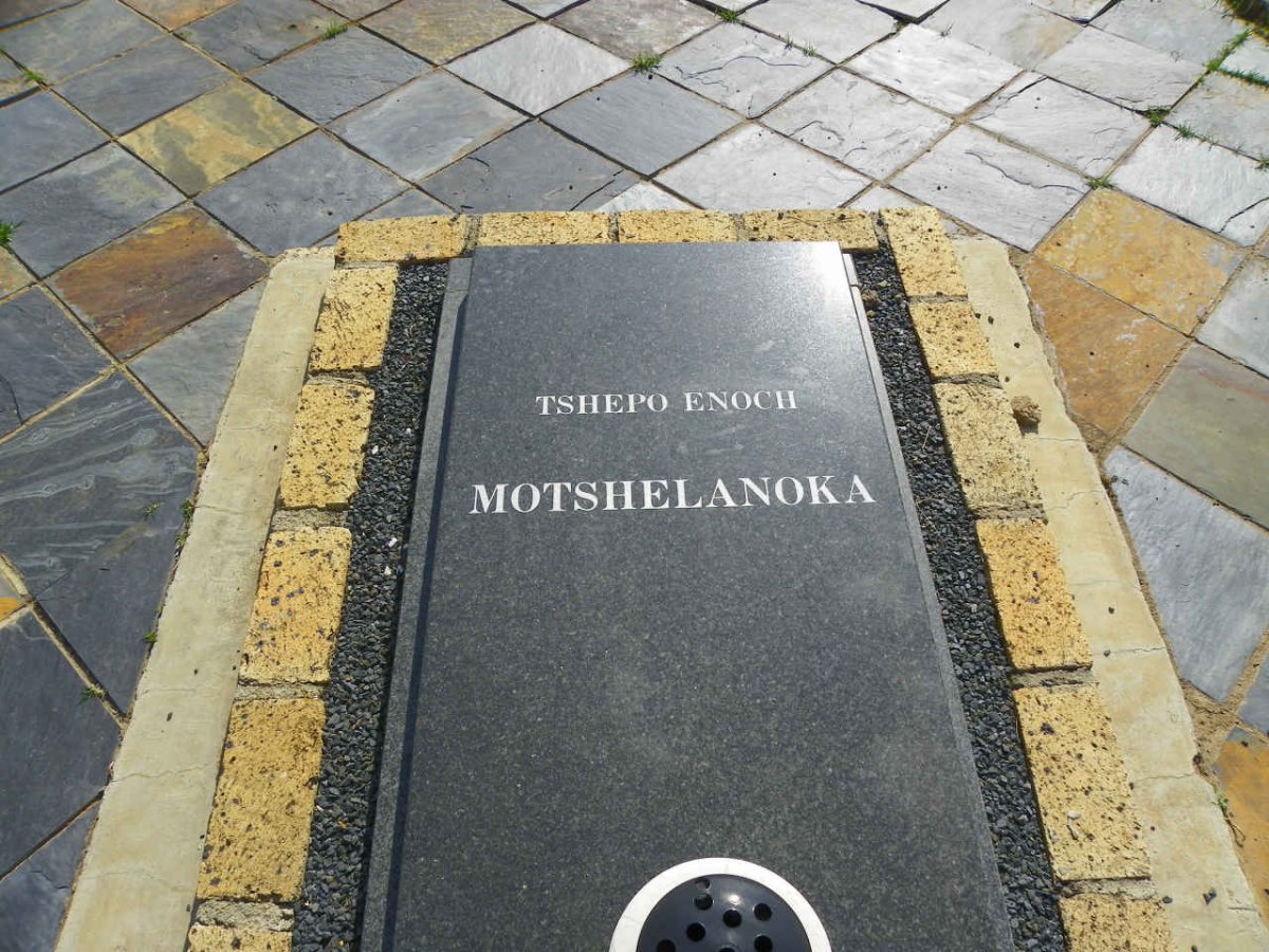 MOTSHELANOKA Tshepo Enoch